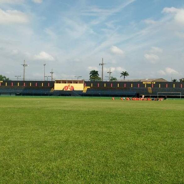 Partida ocorre no Estádio Espanha, em Santos