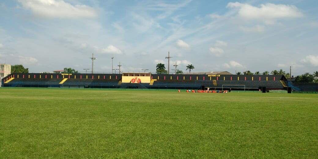 Partida ocorre no Estádio Espanha, em Santos