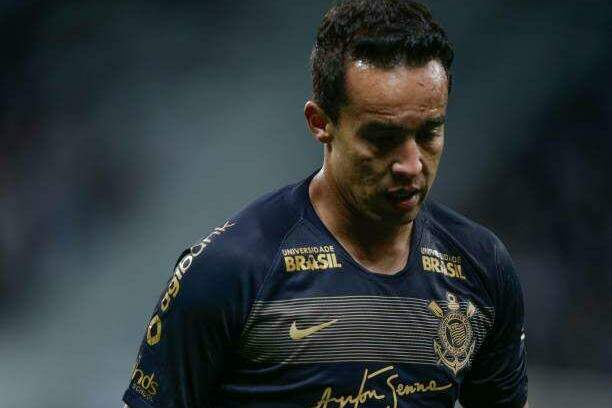 Camisa 10 da equipe não jogou contra o Botafogo por precaução