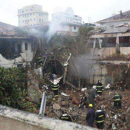 Queda do avião onde estava Eduardo Campos no Bairro Boqueirão