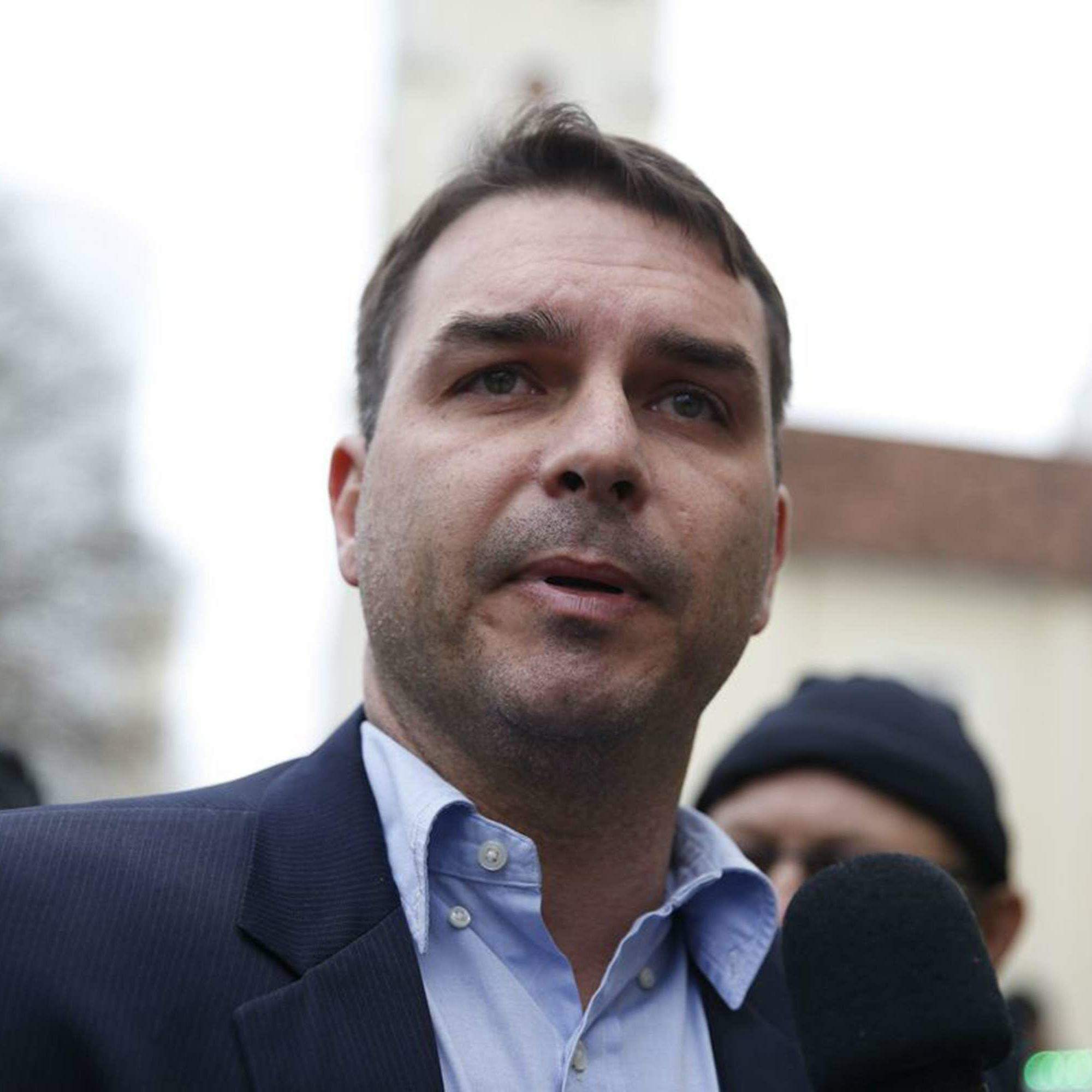 Bolsonaro afirmou ter ouvido do ex-assessor uma explicação para a movimentação atípica