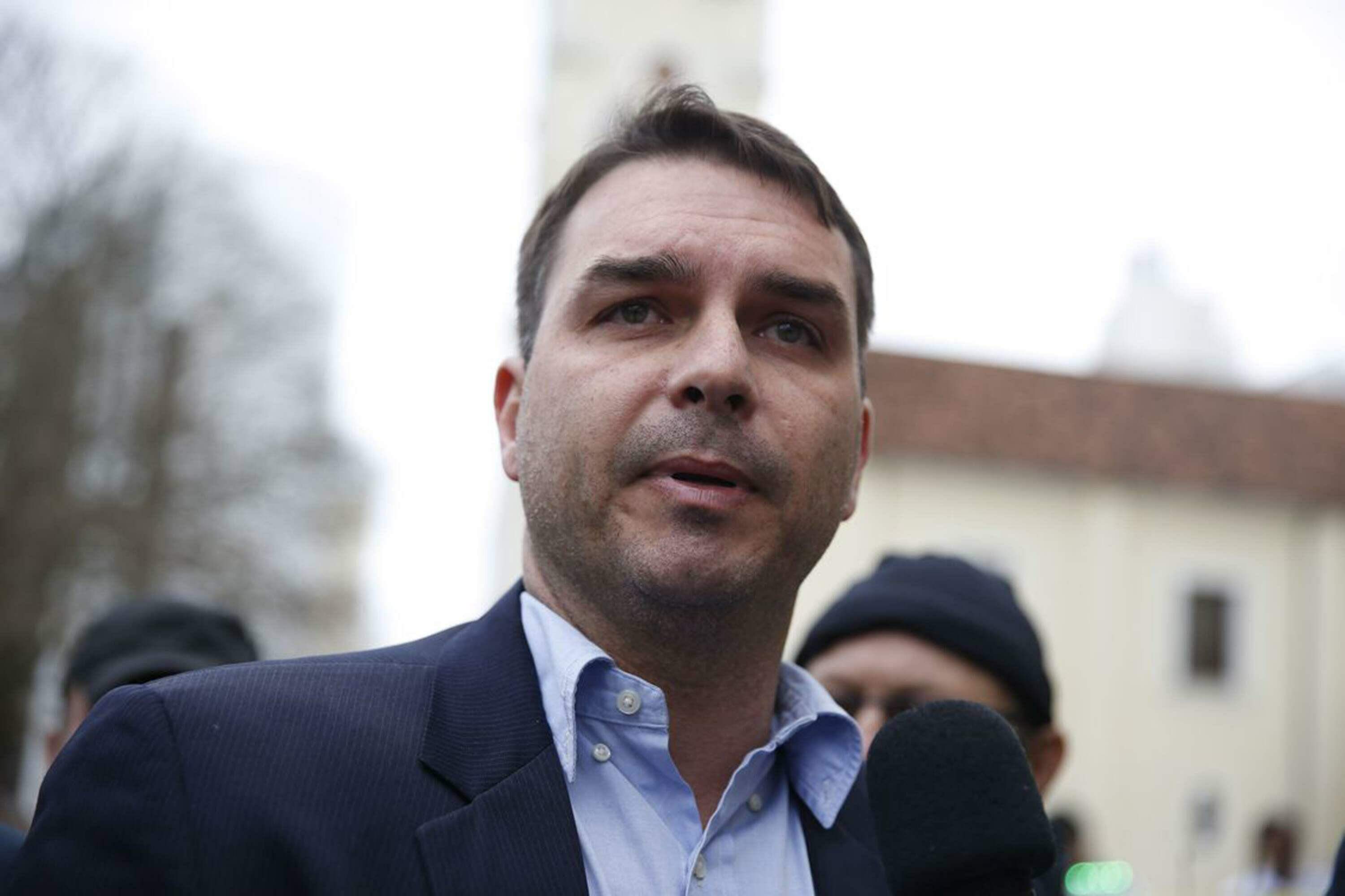 Bolsonaro afirmou ter ouvido do ex-assessor uma explicação para a movimentação atípica