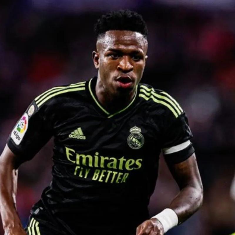 Vinicius Júnior foi criticado por Lothar Matthäus, campeão mundial com a Alemanha em 1990