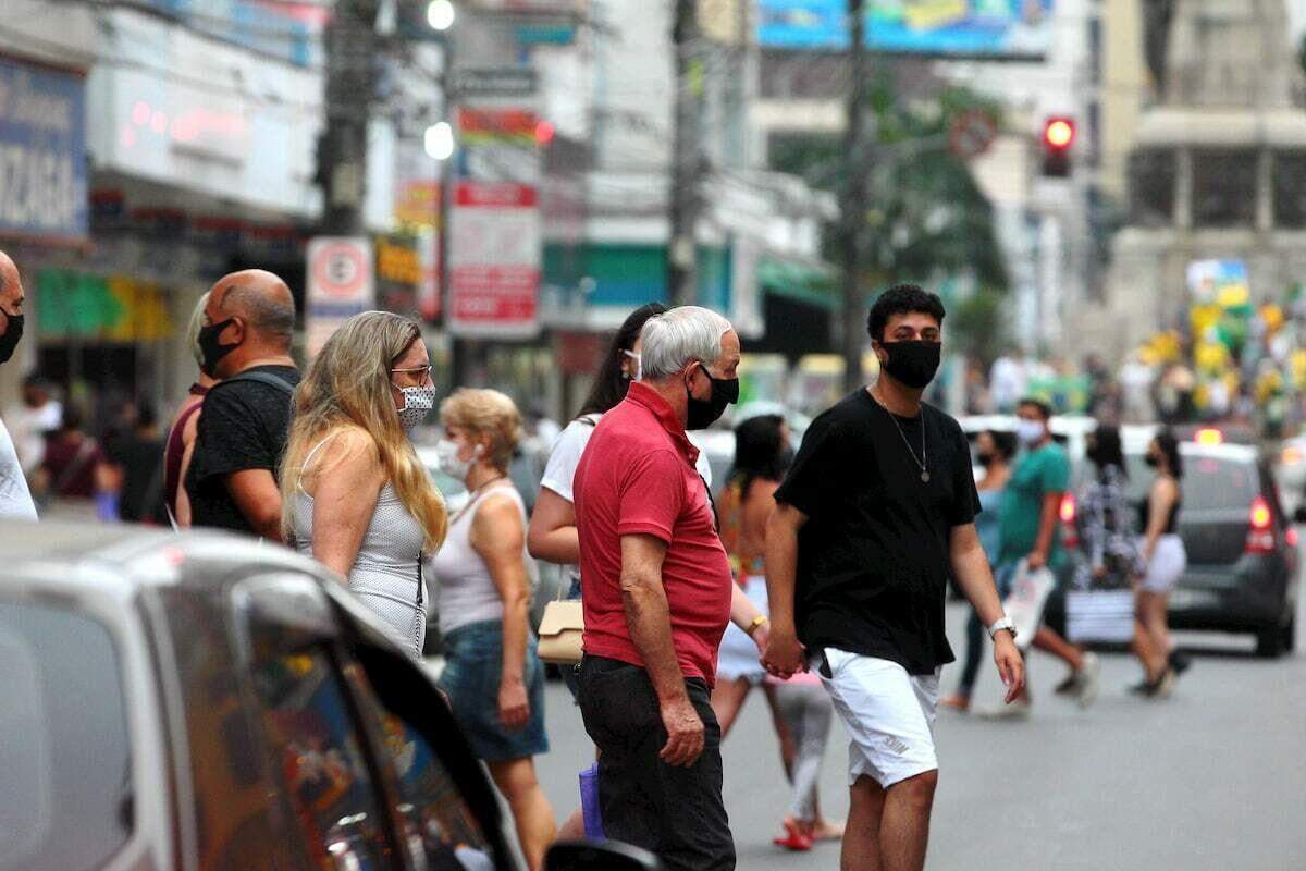 secretários de saúde pedem um endurecimento das medidas de distanciamento social em todo o País
