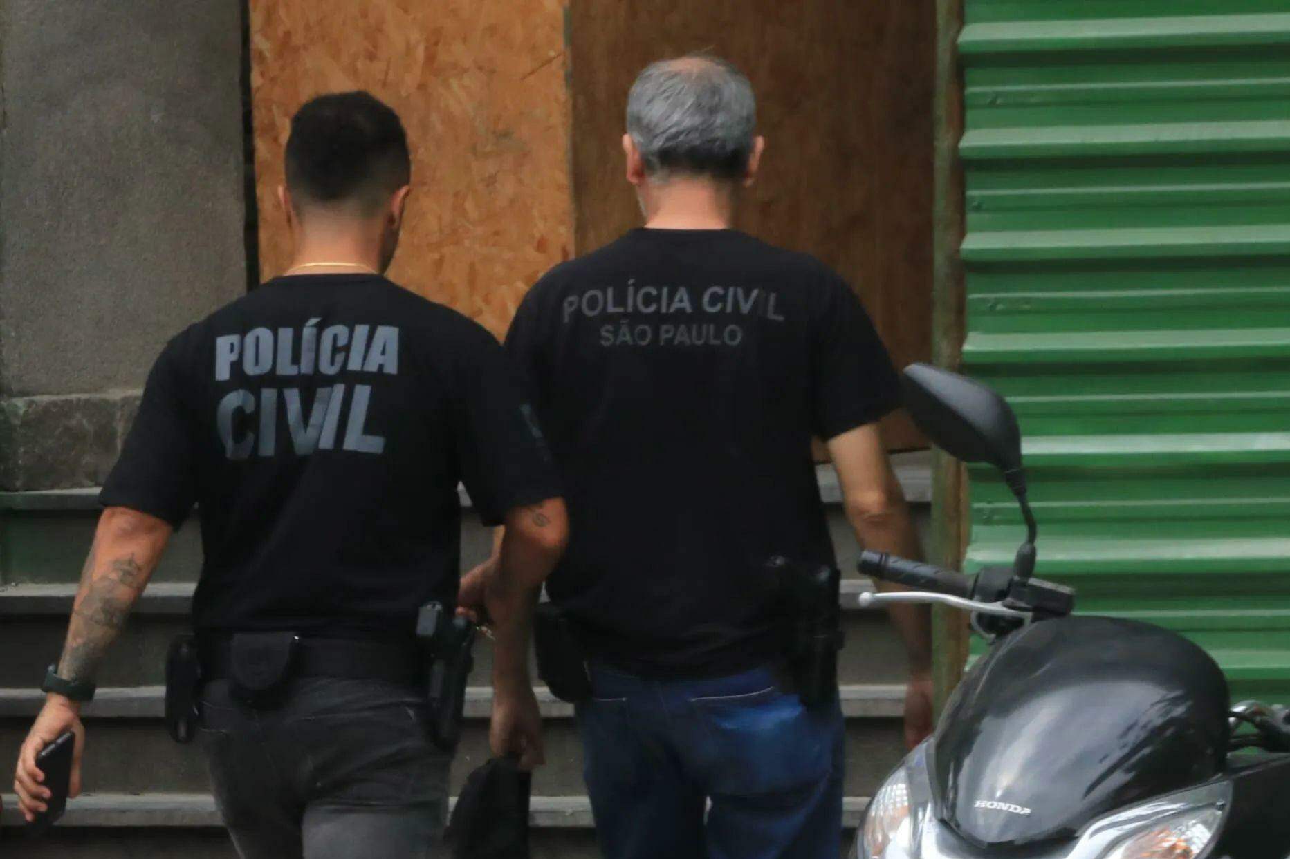 O caso foi registrado como tráfico de drogas e tentativa de homicídio, com a qualificadora de crime praticado contra agente de segurança pública em serviço