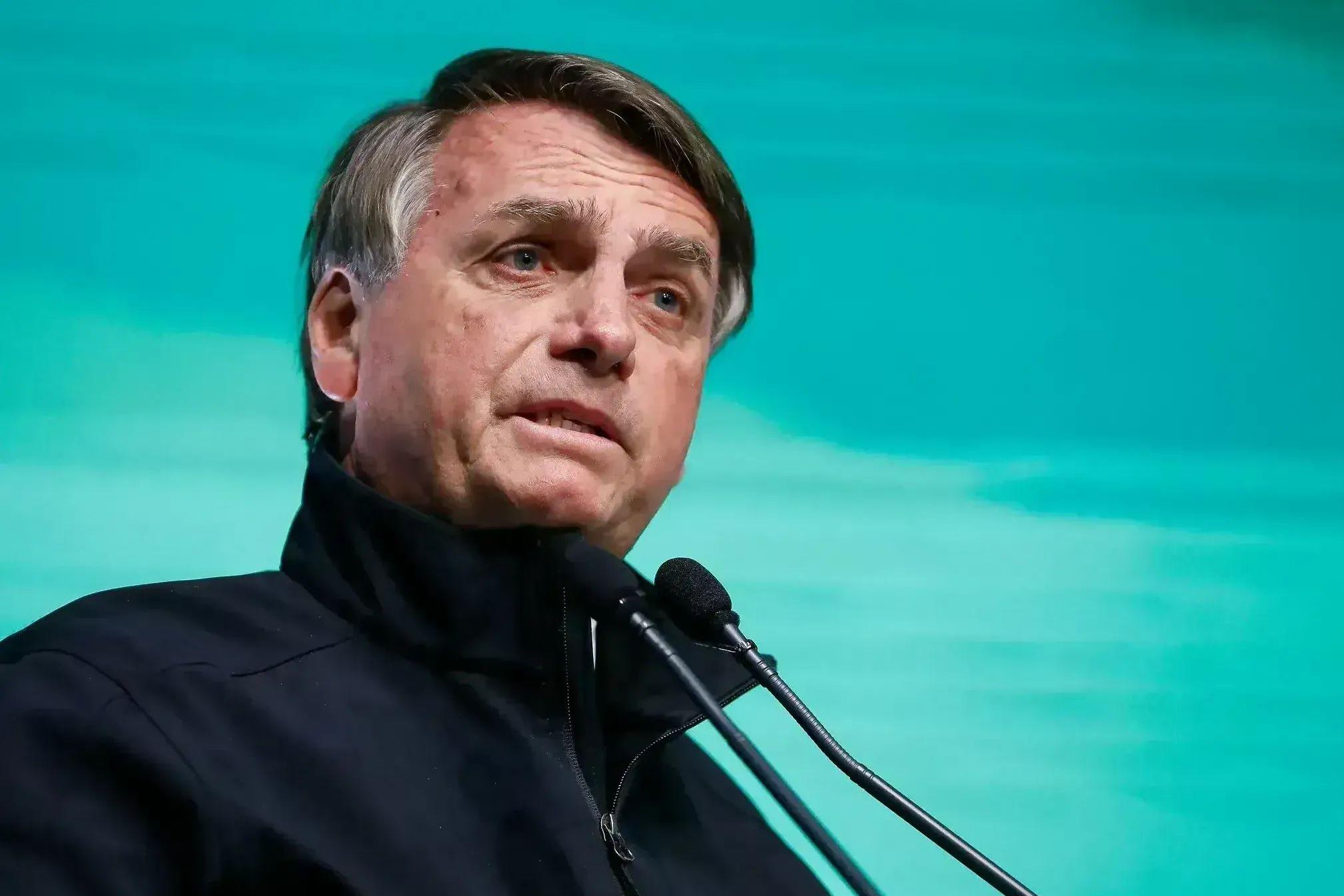 Bolsonaro sanciona programa de renovação da frota rodoviária com vetos