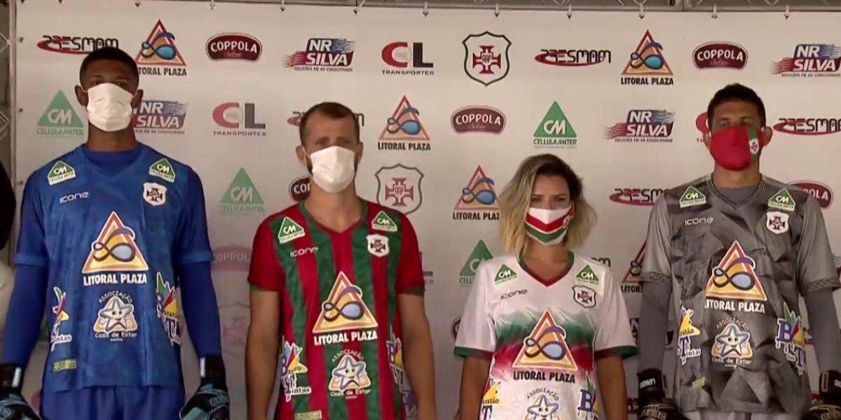 Novos uniformes foram apresentados no último sábado (27)