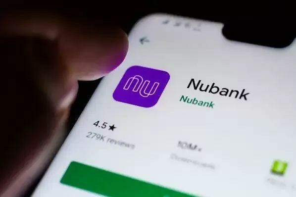 Nubank anuncia que investirá R$ 45 bilhões no Brasil em 2026
