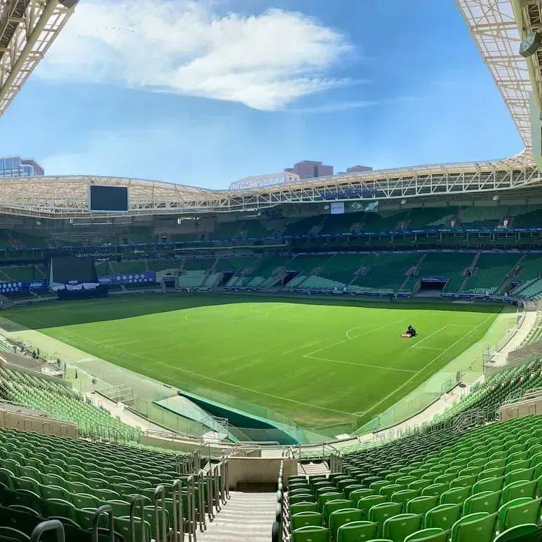 O estádio palmeirense deve receber mais de 30 mil torcedores do Santos no duelo contra o Ceará