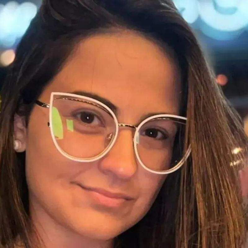 Mulher fica 7 dias na UTI após complicações do Ozempic