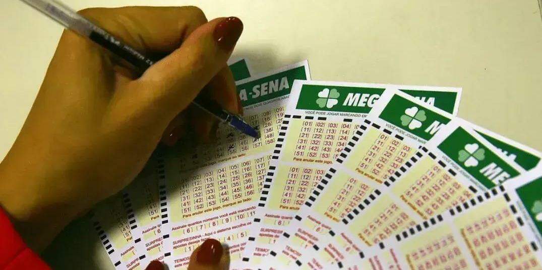 Apostas de São Vicente, Bertioga e Cubatão acertaram na quina da Mega-Sena na terça (14)