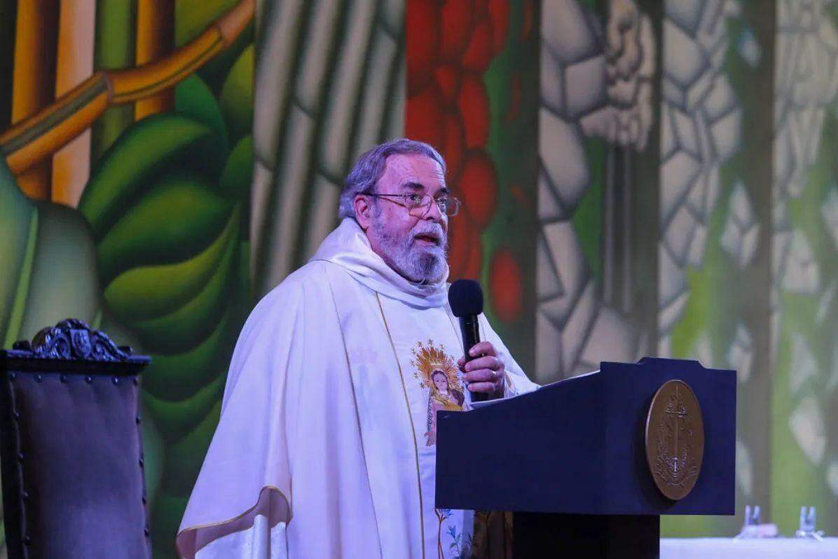 Padre celebrará missa na noite desta quinta-feira (10) em Praia Grande