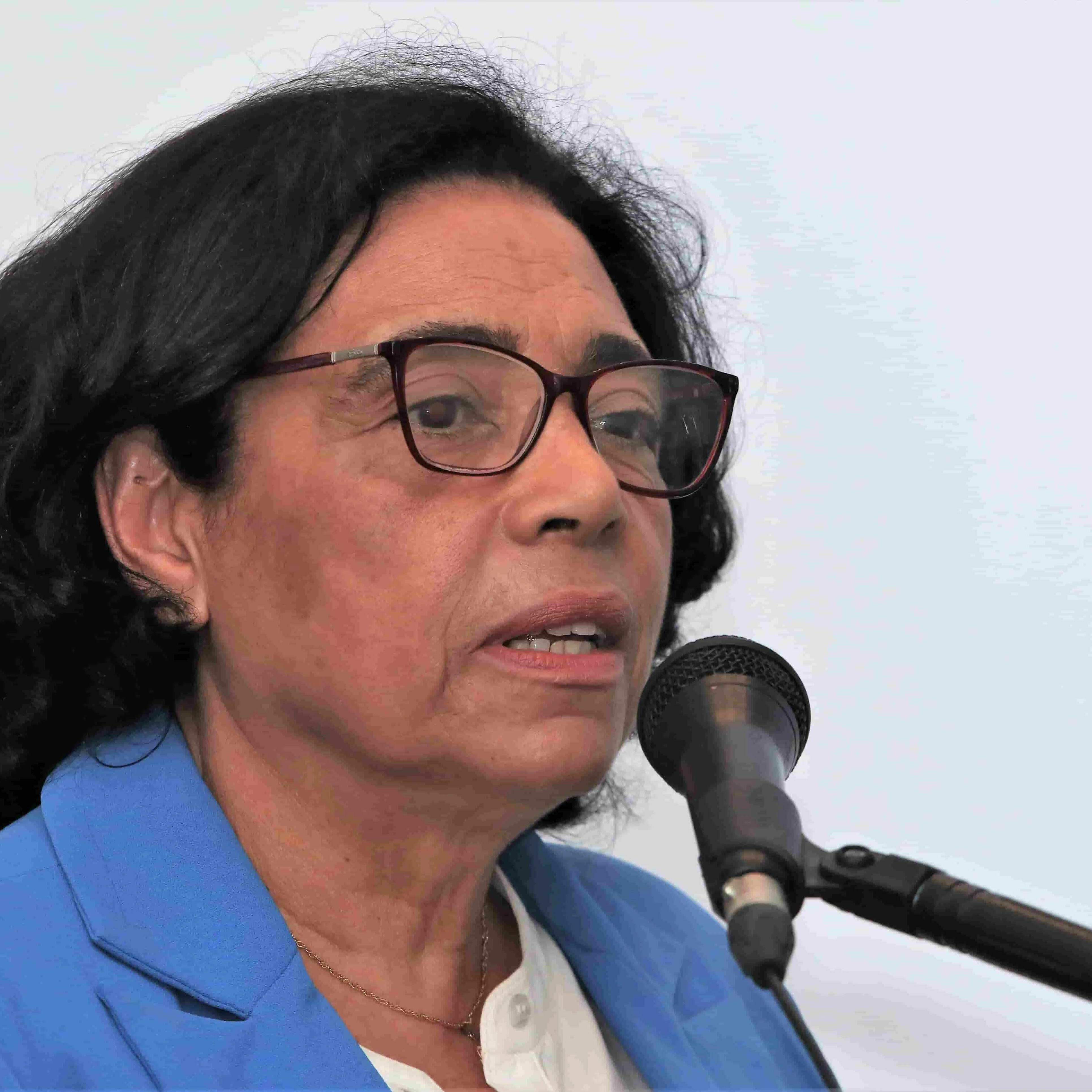 Coordenadora Geral de Saúde Bucal, vinculada à Secretaria de Atenção Especial de Saúde do Ministério da Saúde, a cirurgiã- dentista Doralice Severo da Cruz esteve em Santos