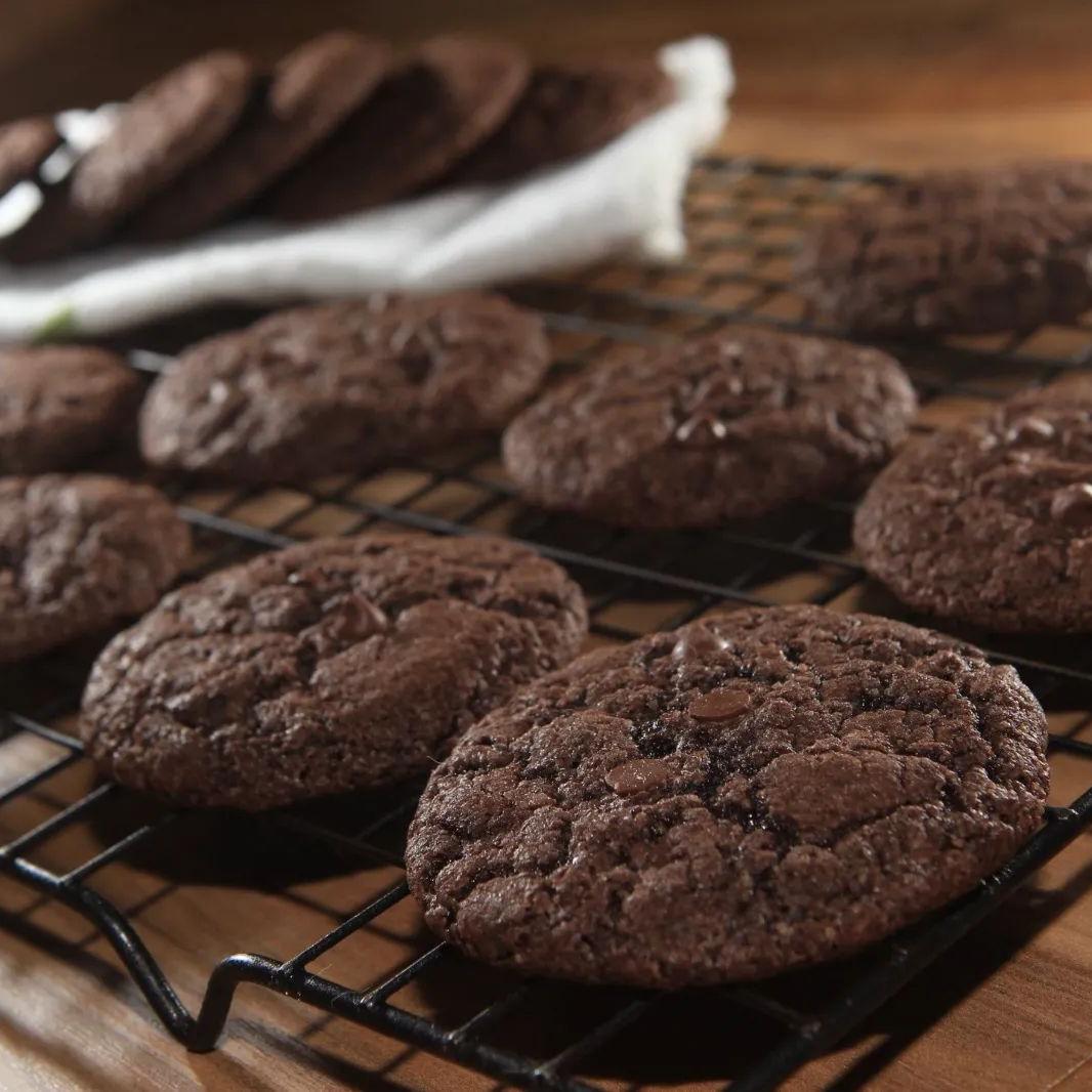 Momento Boa Mesa: Aprenda como fazer cookies de aveia com chocolate