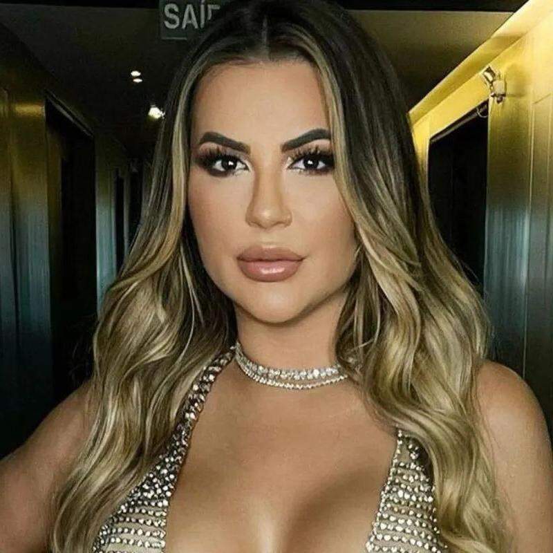 A empresária ficou conhecida pelo estilo direto, pelas discussões públicas com outros influenciadores e celebridades