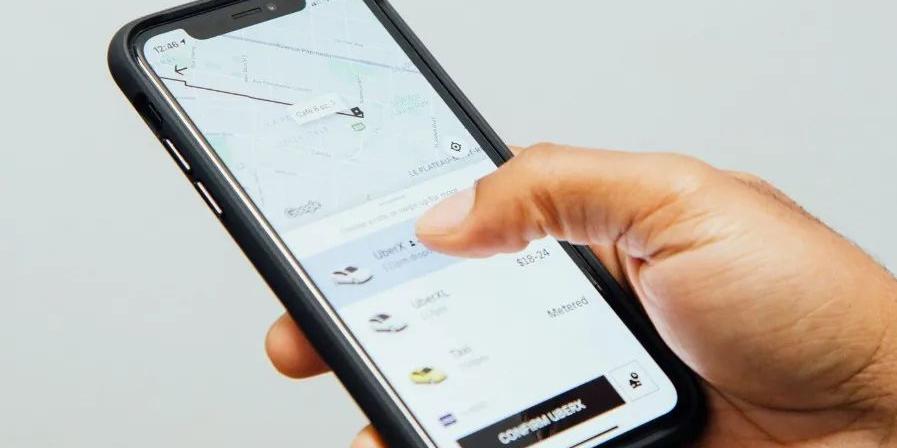 Efeito do trabalho por aplicativo na renda pode atrasar convergência da inflação à meta