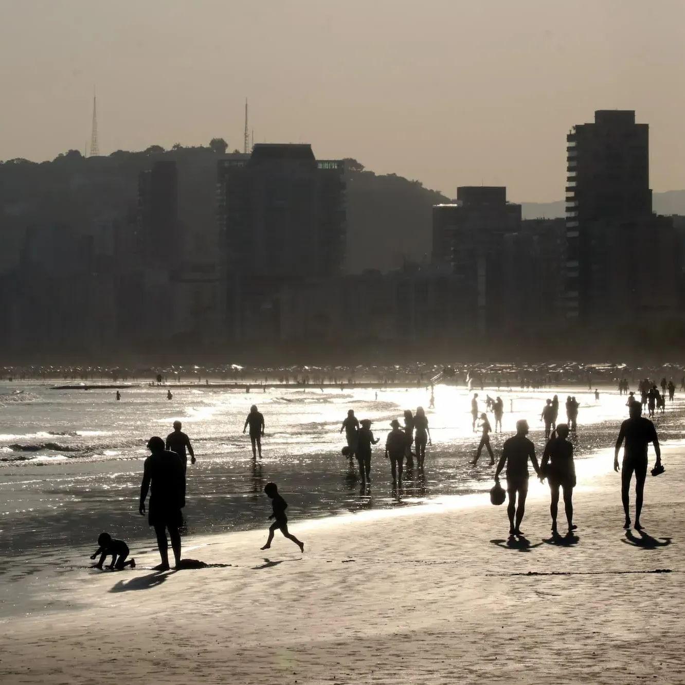 Expectativa de vida ao nascer, educação e PIB per capita são os três fatores usados para medir Índice de Desenvolvimento Urbano