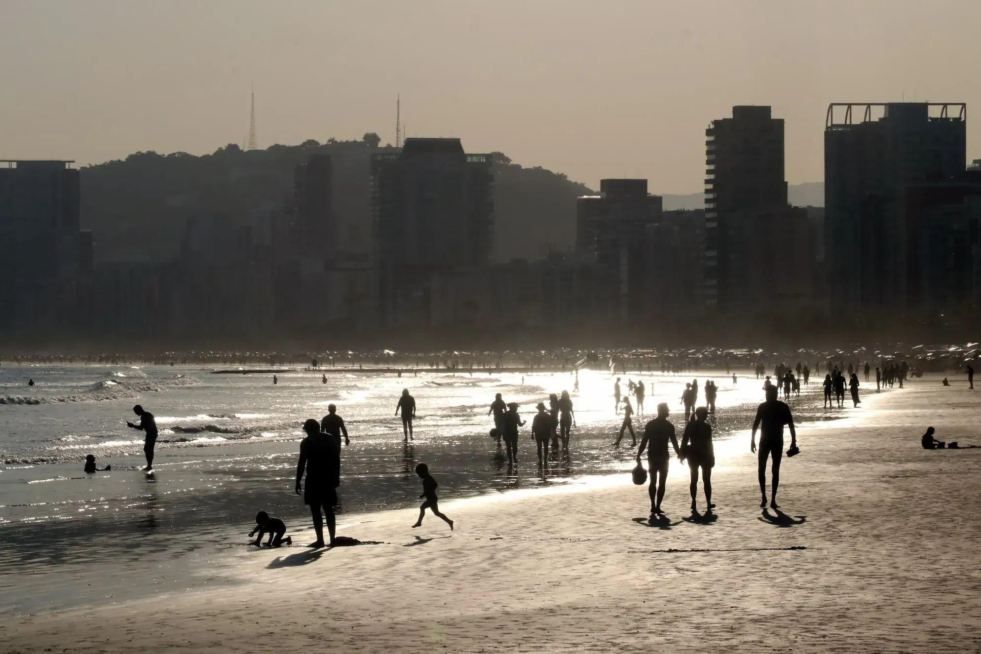 Expectativa de vida ao nascer, educação e PIB per capita são os três fatores usados para medir Índice de Desenvolvimento Urbano