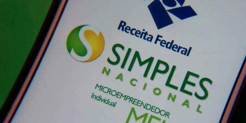 O MEI é restrito a atividades específicas. Caso o empreendedor deseje diversificar e incluir novas áreas, a mudança se torna obrigatória