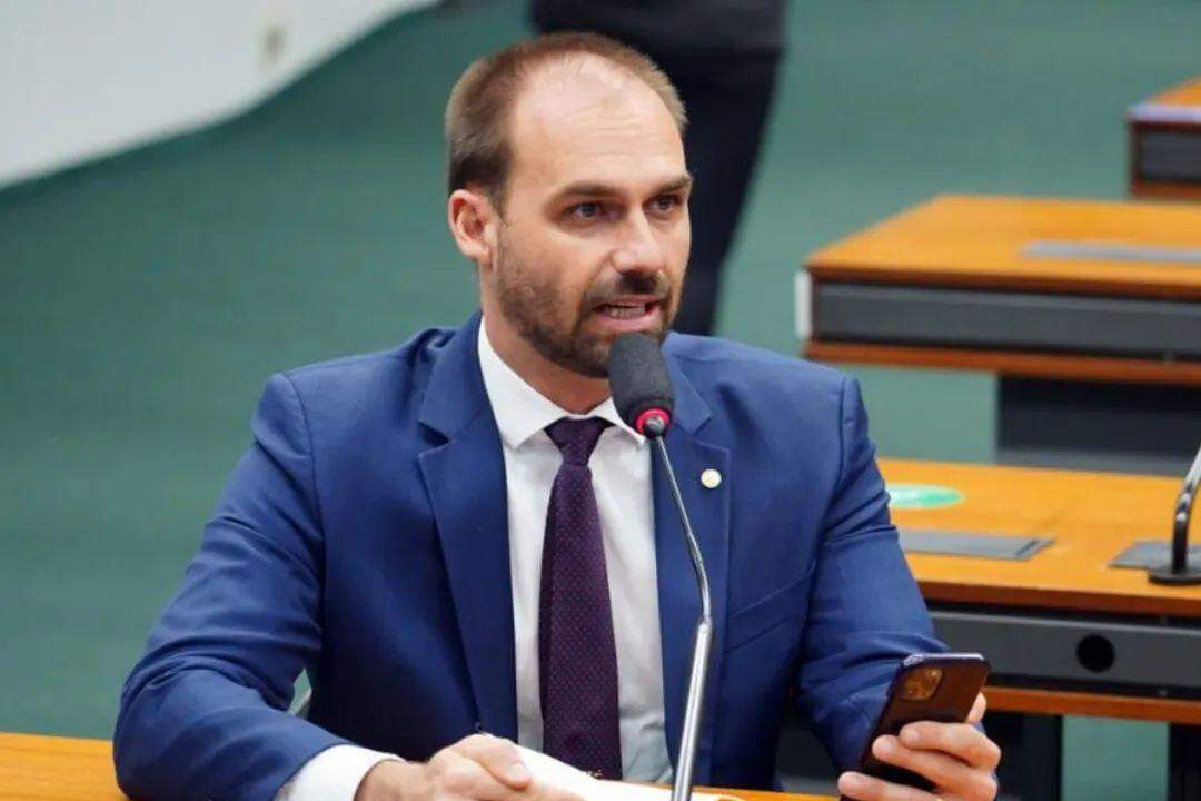 Eduardo Bolsonaro diz que PCC e CV 'vão poder ser combatidos igual Bin Laden era' pelos EUA
