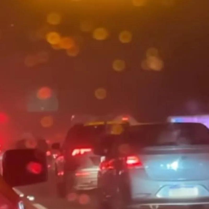 Motoristas precisaram de paciência ao voltar para a Baixada Santista pelas rodovias do SAI