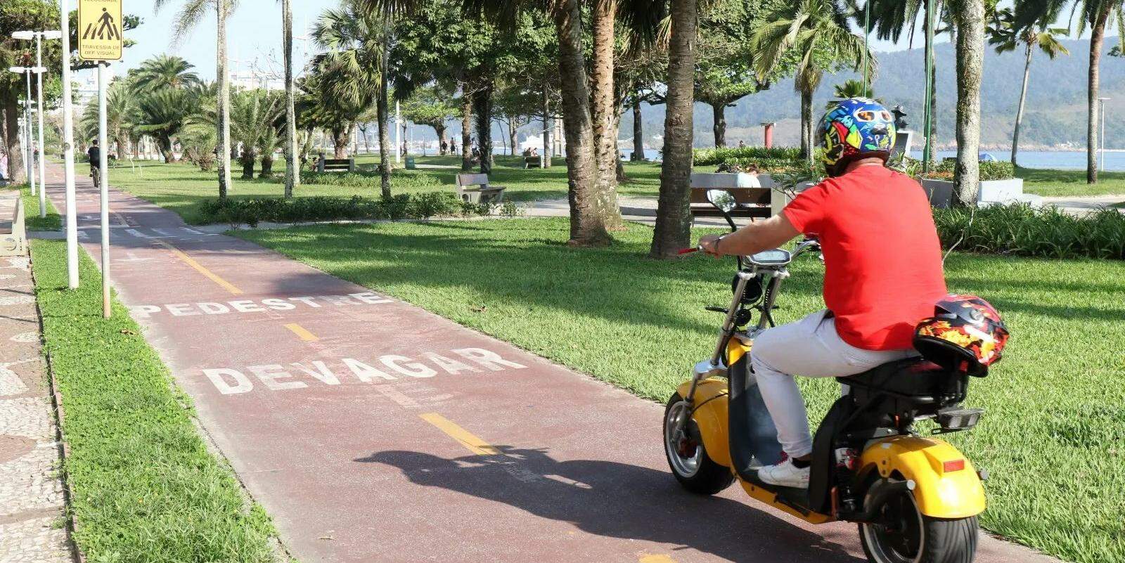 Fiscalização de bicicletas elétricas, ciclomotores e veículos autopropelidos em Santos vira desafio para autoridades