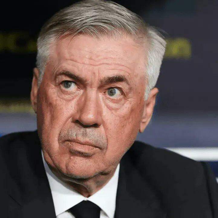 Ancelotti ironizou o fato de Vinícius Júnior ter ficado de fora dos finalistas do FIFA The Best