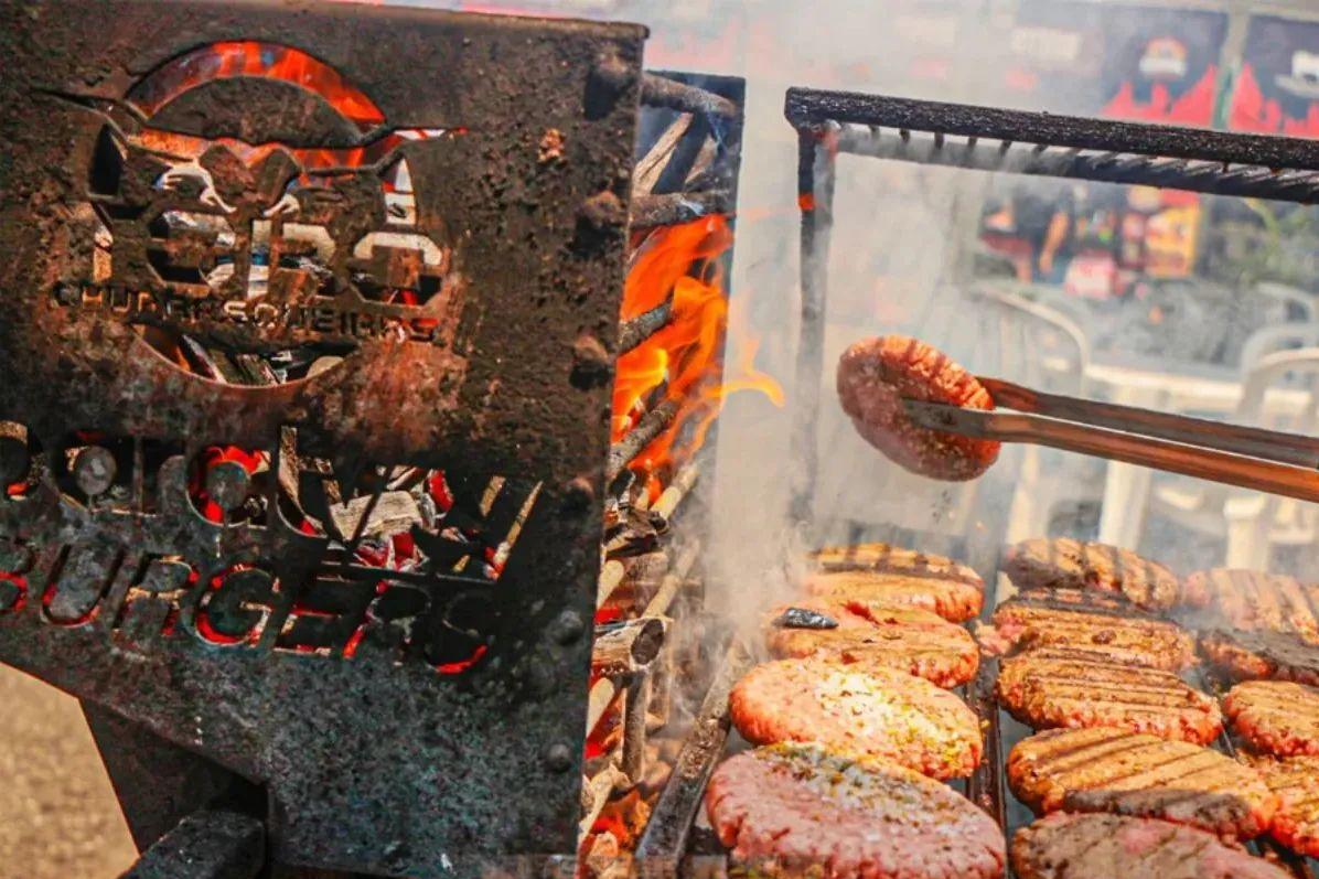 Evento acontece de 12 a 15 de outubro, na Rua do Comércio, em Santos