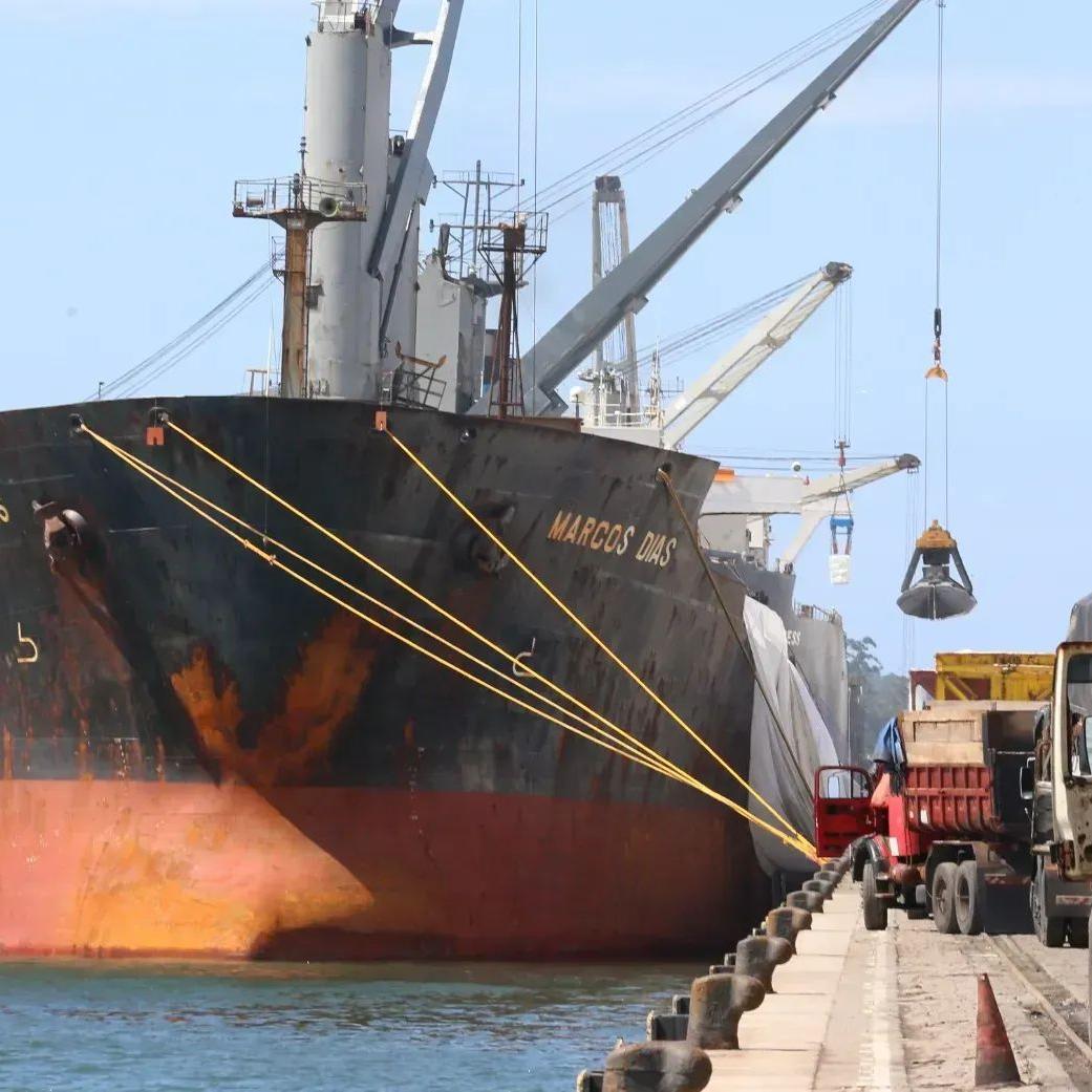 Há diversas oportunidades na área portuária