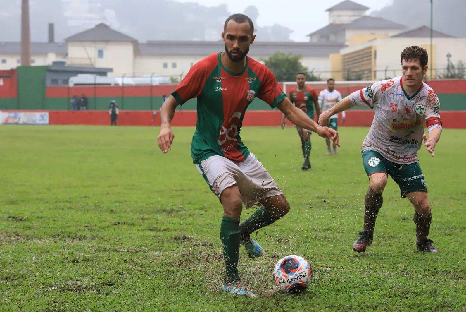 O volante Franco é o artilheiro da Copa Paulista, com 7 gols