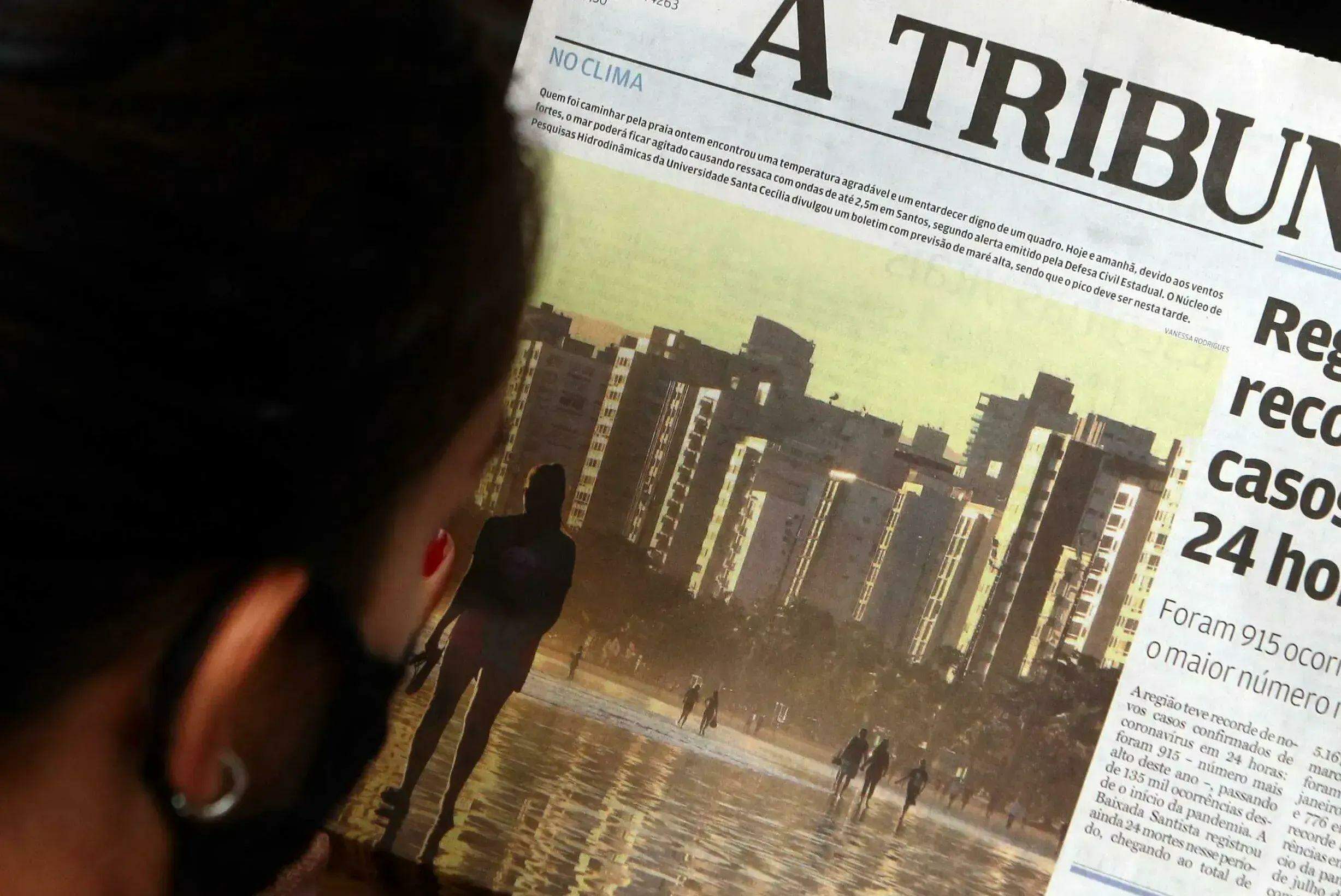 Desde jovem, cultivei o hábito da leitura e foi por meio das páginas do respeitado Jornal A Tribuna que comecei a desenvolver minha paixão pelas letras