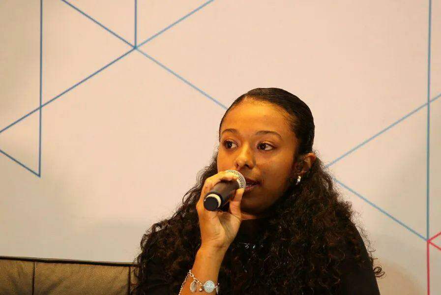 Isabela acredita que as pessoas não mostram a vida real na internet