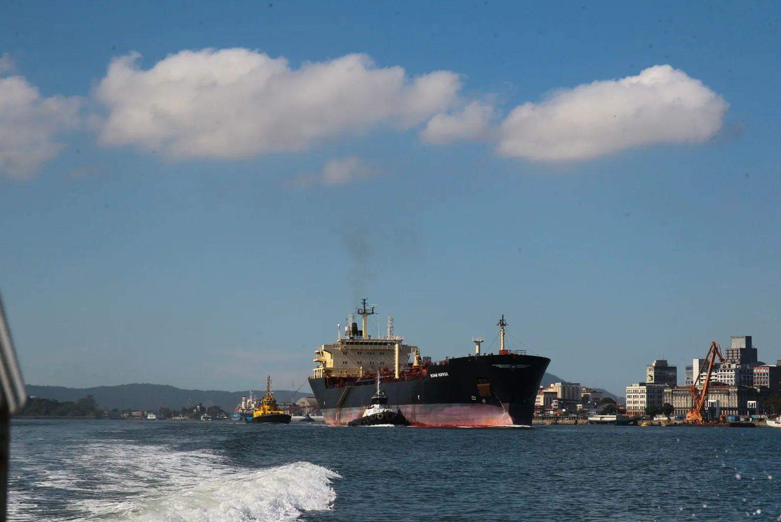 Antaq regula atividades relacionadas à prestação de serviços de transporte aquaviário e de exploração da infraestrutura aquaviária e portuária