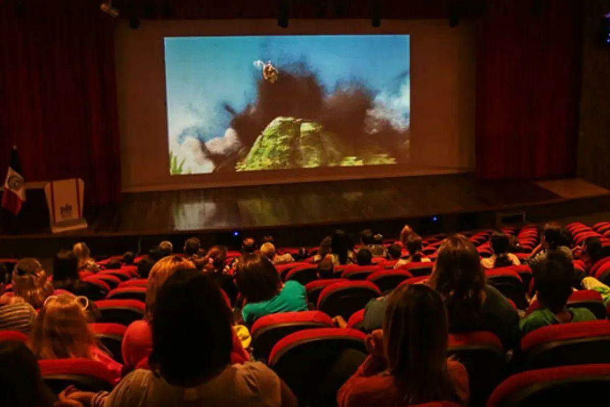 A emoção do cinema é retratada por leitor na coluna desta terça-feira