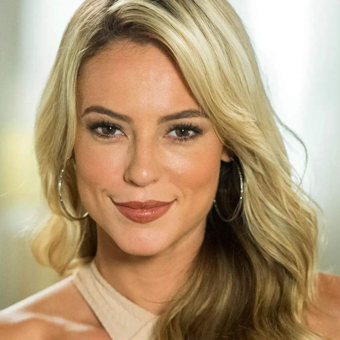 A atriz Paolla Oliveira, ex-namorada de Diogo, deixou uma mensagem de felicitações ao ex-companheiro