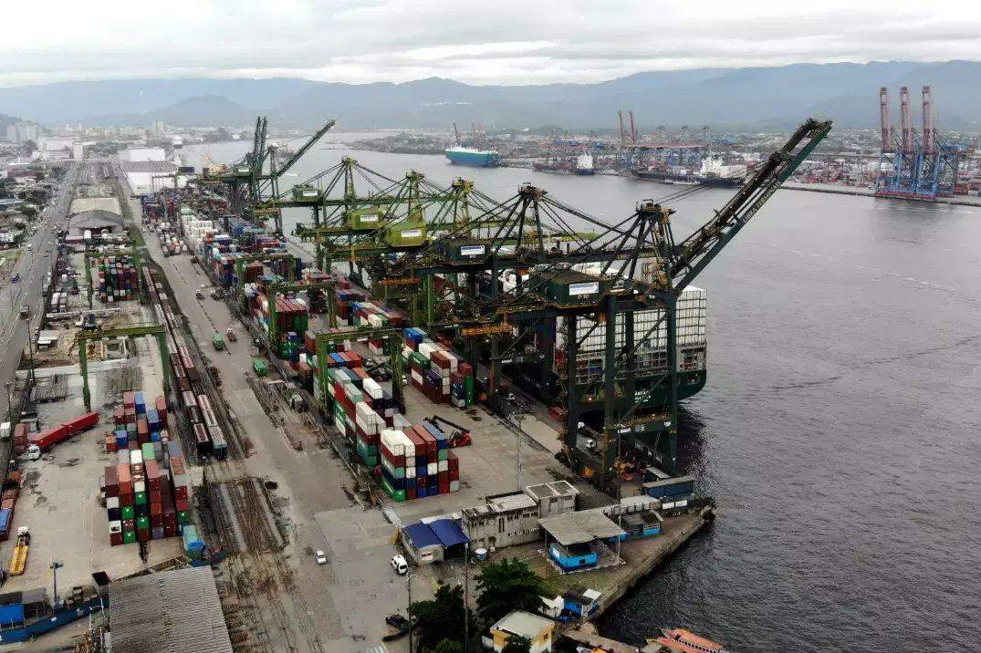 Gargalos concorrenciais no trabalho portuário