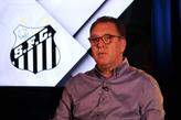 O presidente do Santos, Marcelo Teixeira, se diz a favor da renovação e da democracia no clube