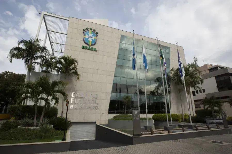 CBF aceita pedido do Flamengo e adia Fla-Flu para o domingo pelo Campeonato Brasileiro