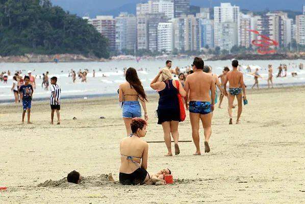 Tempo ajudou quem veio para o litoral curtir a praia