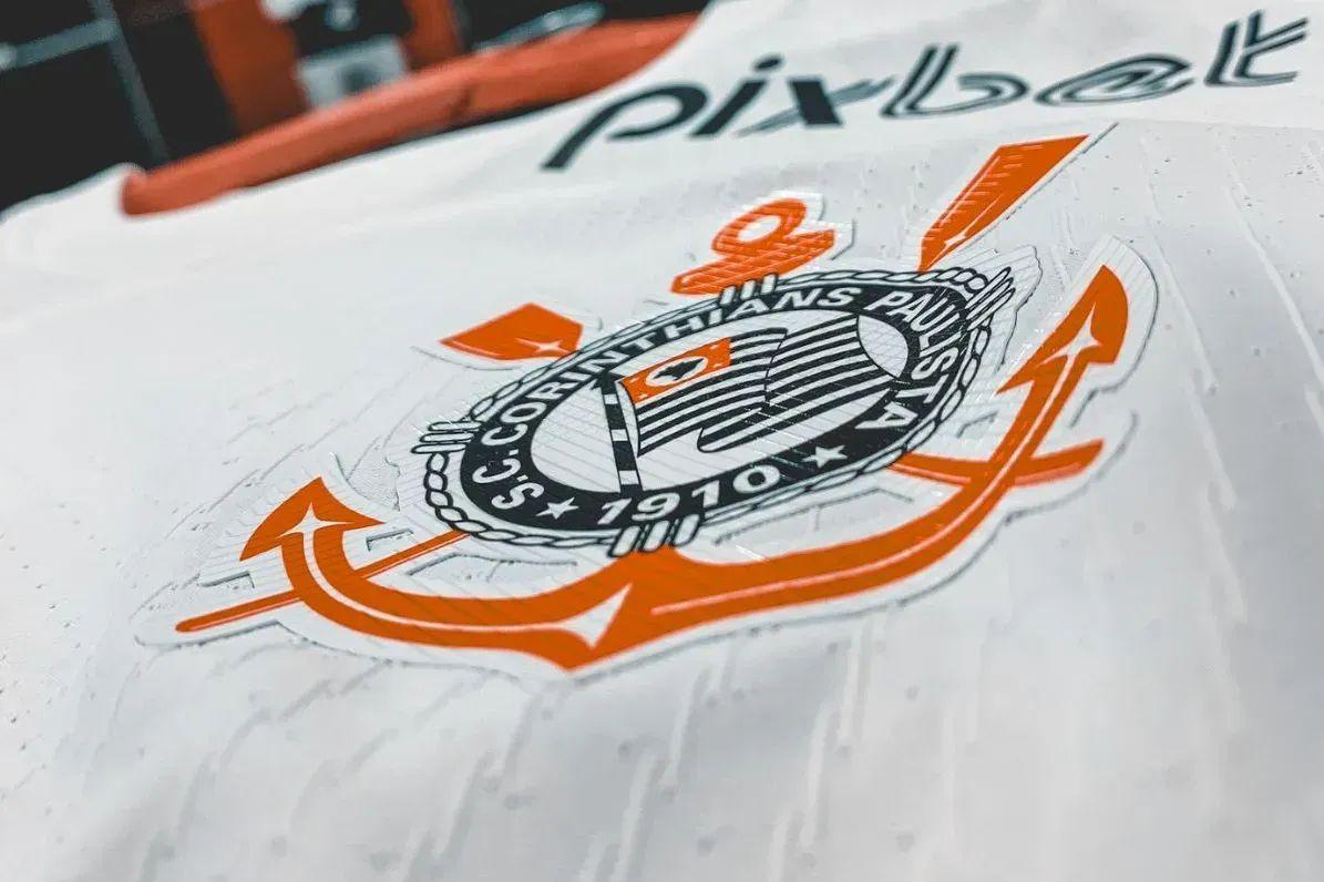 Sob grave crise financeira e administrativa, o Corinthians vive período eleitoral