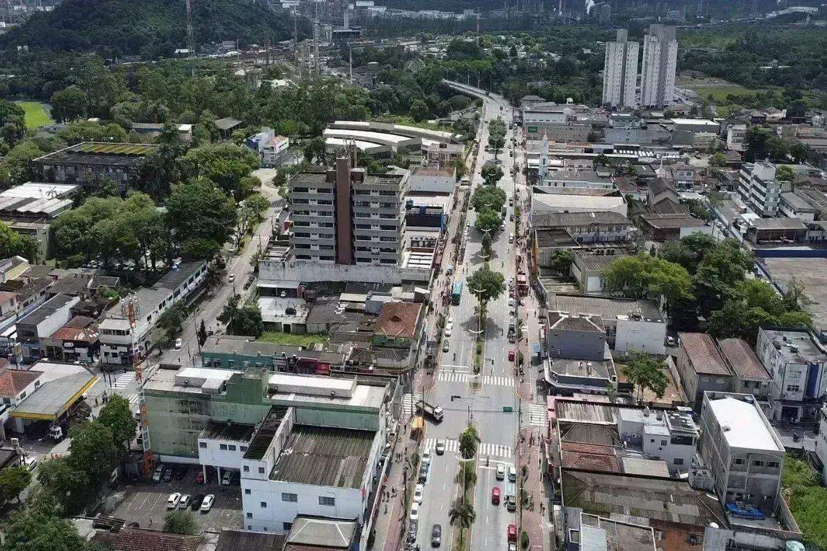 Cubatão abre inscrições para transporte universitário gratuito a partir desta segunda-feira