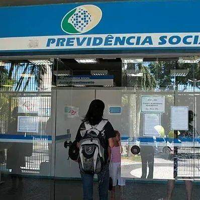 INSS paga segunda parcela do 13º a aposentados e pensionistas