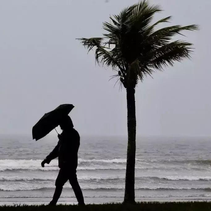Chuva intensa é esperada nas próximas horas na Baixada Santista