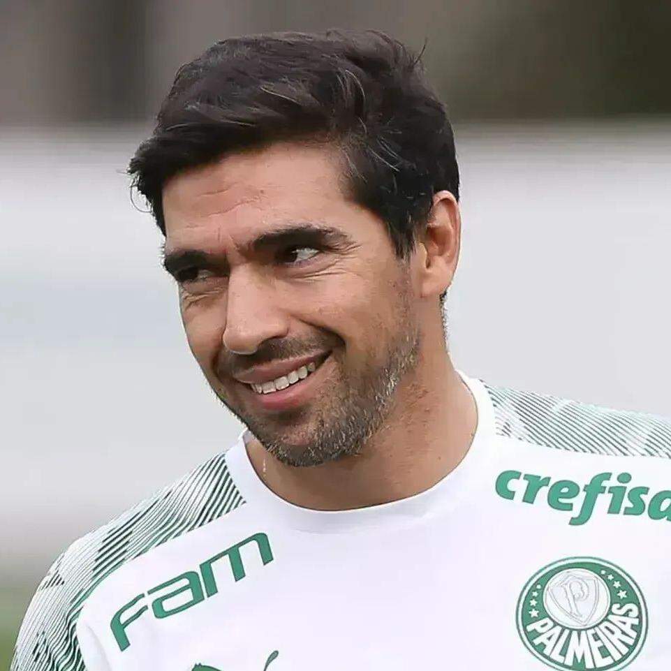 Palmeiras recebe vice-lanterna Vasco para se recuperar no Brasileirão e manter tabu de 11 anos