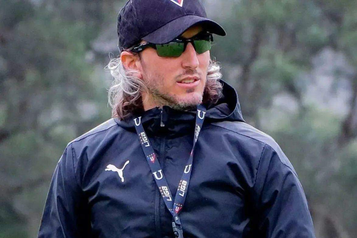 O técnico também ficou contente com a chegada de Enzo Díaz, recém contratado por empréstimo junto ao River Plate