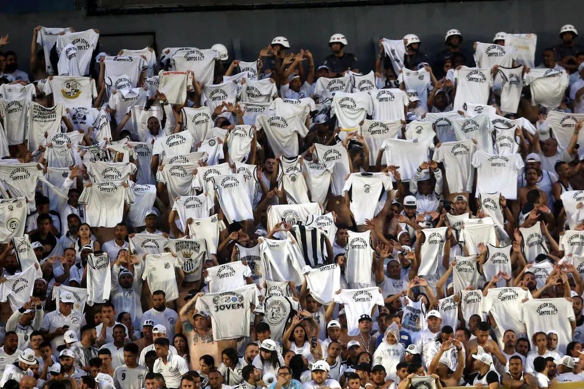 Torcida deve lotar a Vila Belmiro para o primeiro clássico da temporada 2024