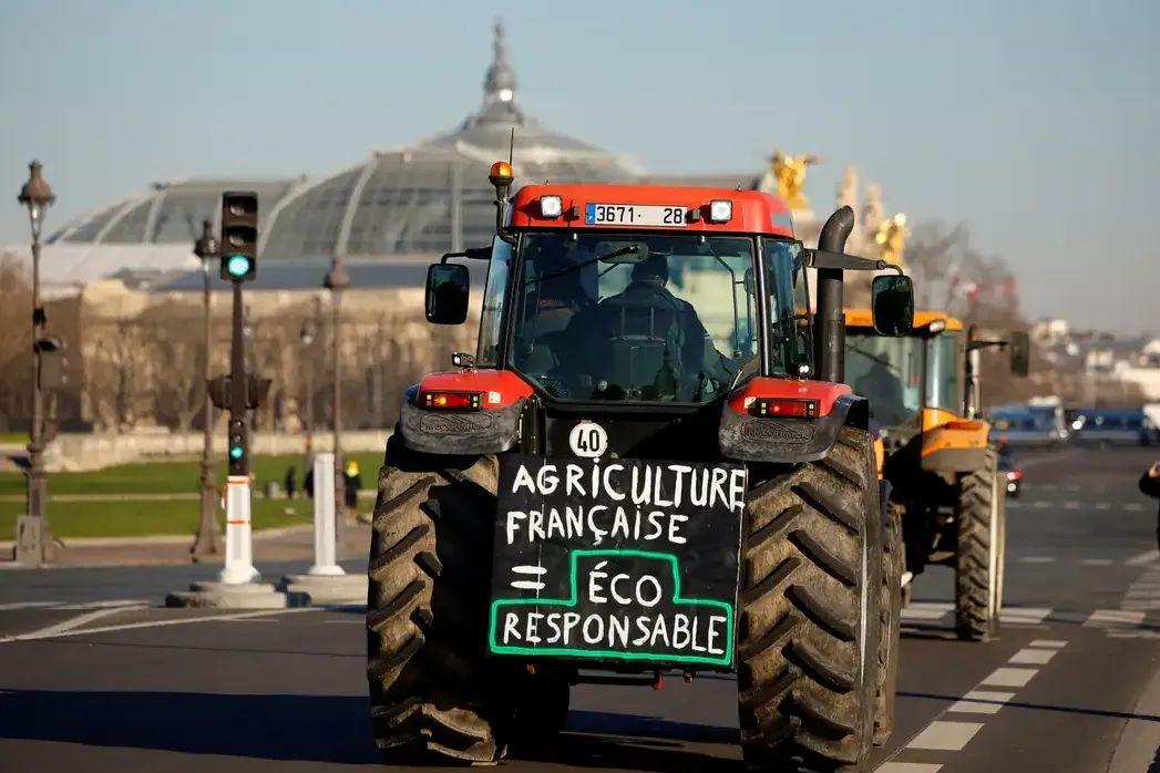 Espanhóis estão reclamando do peso crescente da burocracia europeia