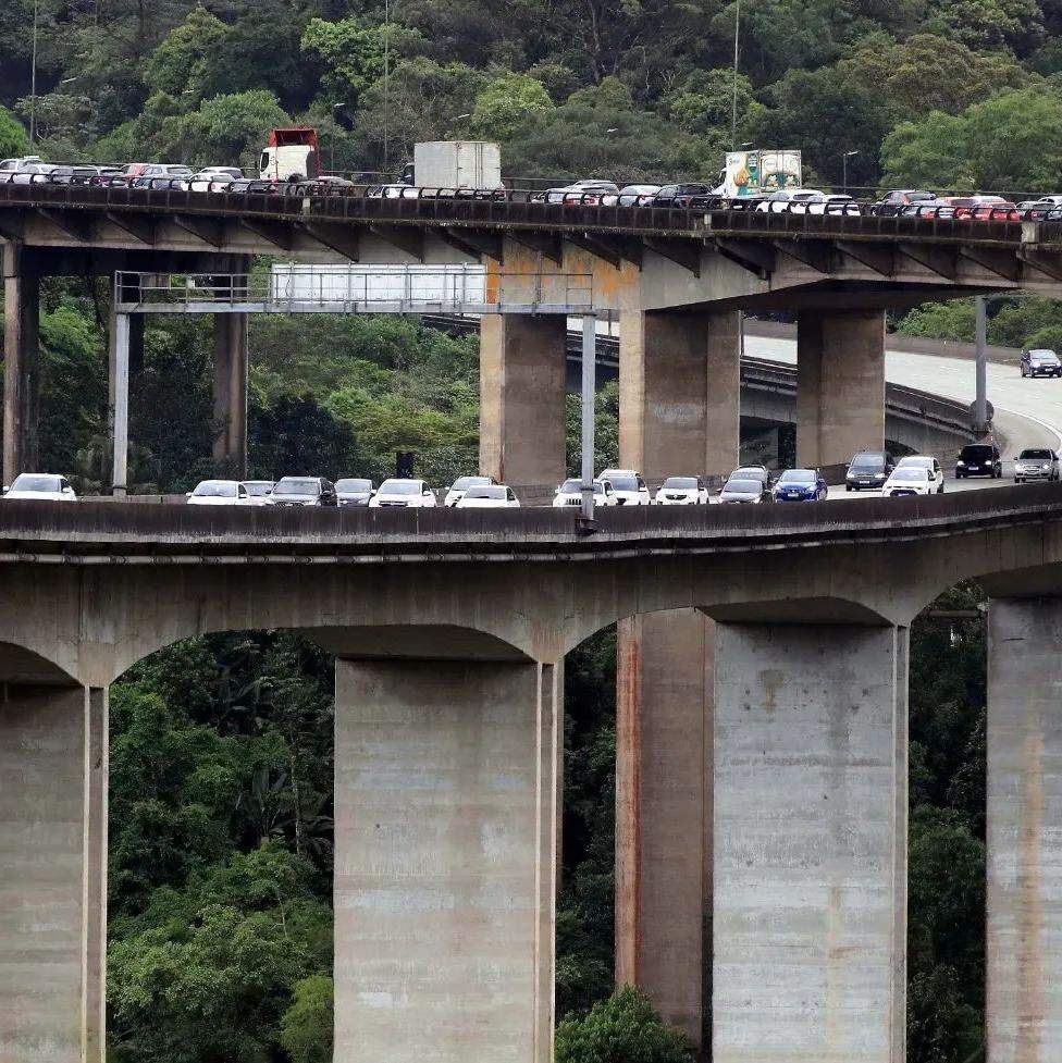 Rodovia dos Imigrantes terá interdição na pista Norte para a passagem de cargas especiais ao longo da semana