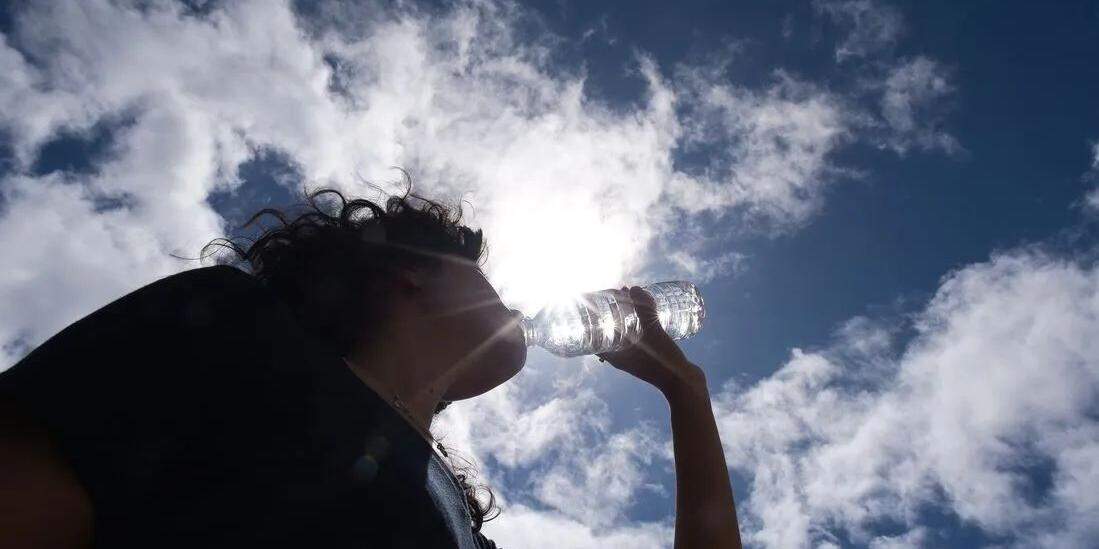 Os termômetros podem alcançar os 40°C em áreas do interior, enquanto a Capital paulista pode registrar máximas próximas dos 36°C