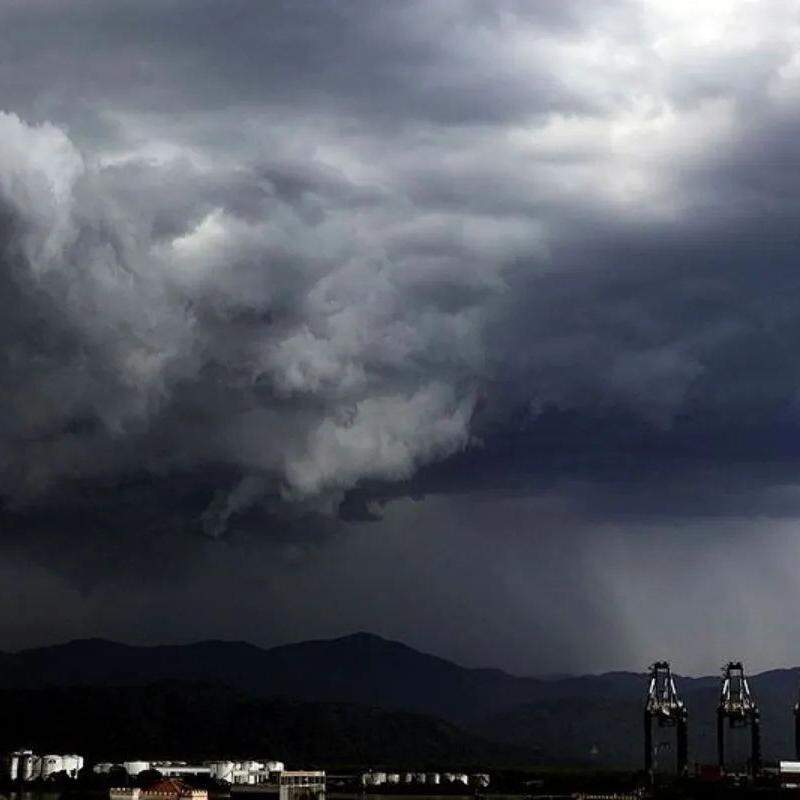 De acordo com o Inmet, todo o estado de São Paulo pode ser atingido por chuva de até 50 milímetros por dia